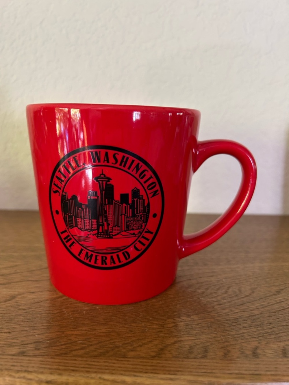 Red Seattle Skyline Ceramic Coffee Mug
